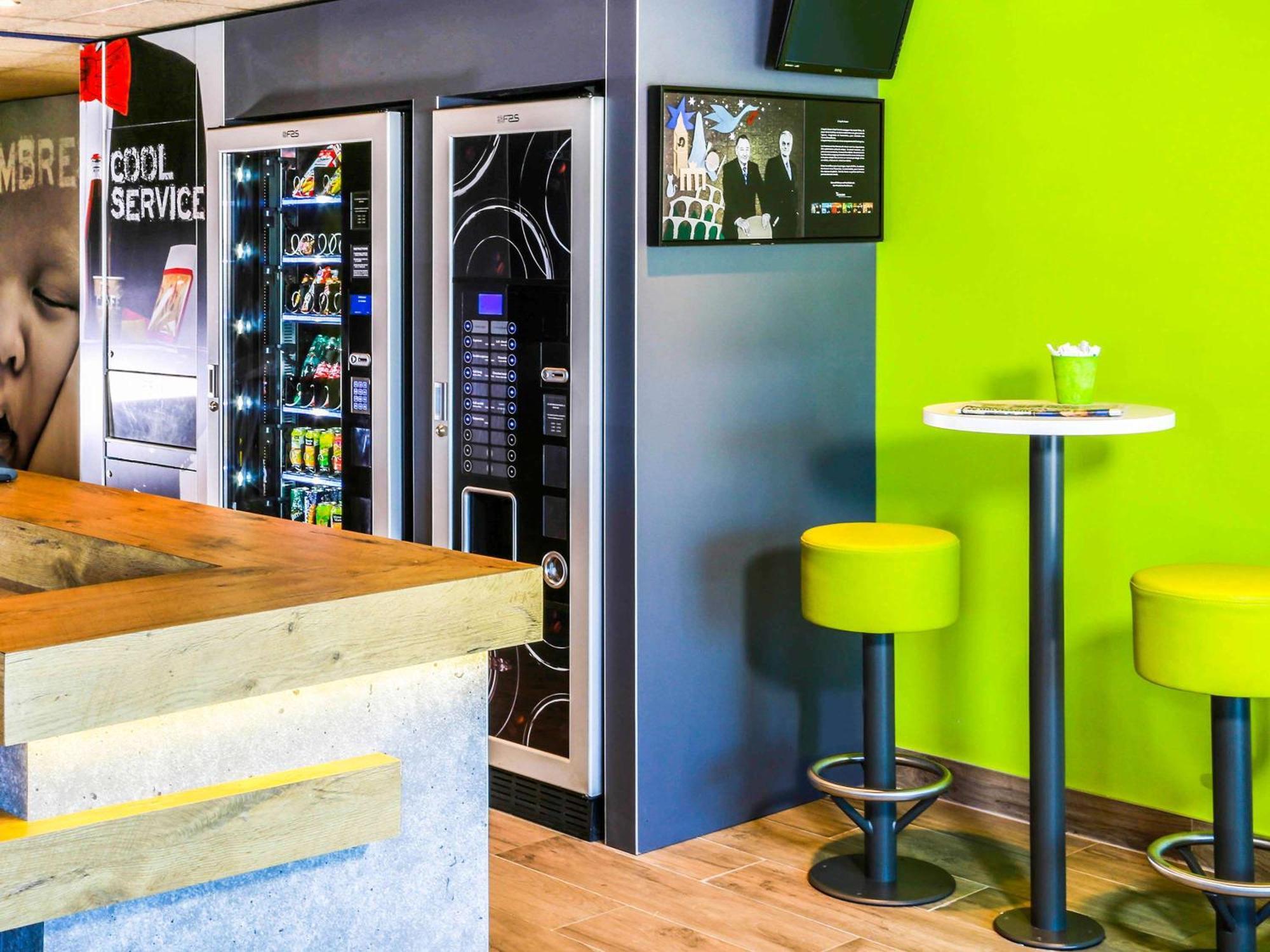 Ibis Budget Marseille Vitrolles فيتروي المظهر الخارجي الصورة