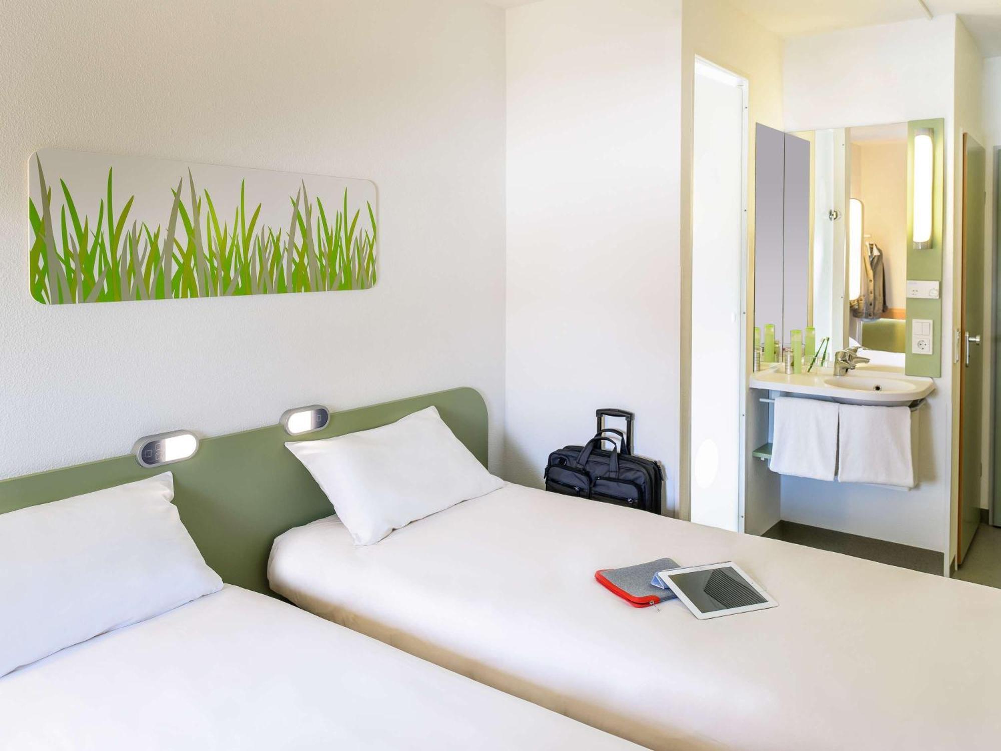 Ibis Budget Marseille Vitrolles فيتروي المظهر الخارجي الصورة