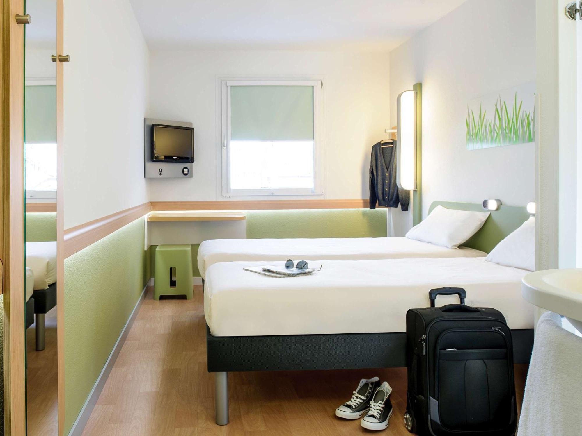 Ibis Budget Marseille Vitrolles فيتروي المظهر الخارجي الصورة