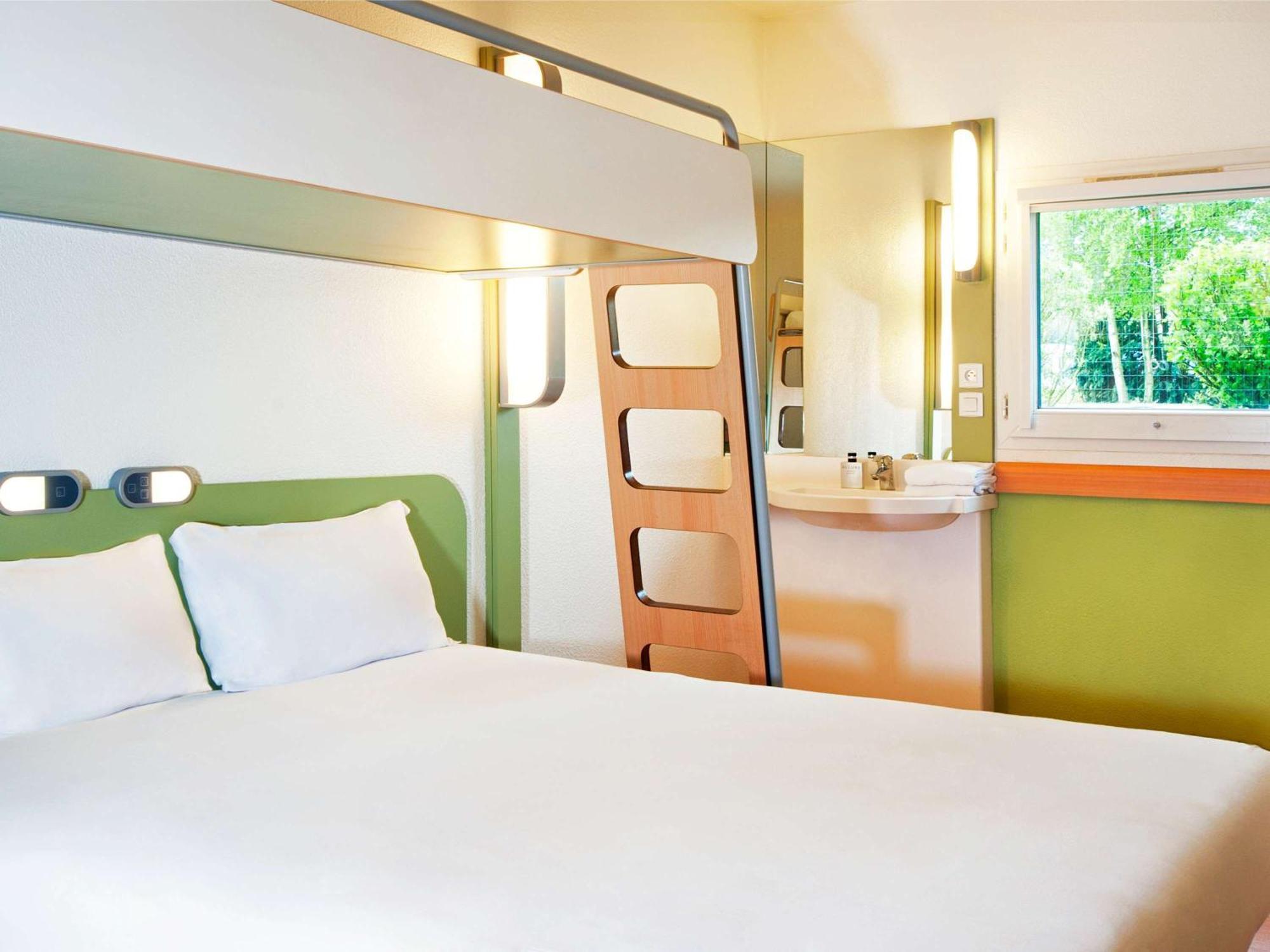 Ibis Budget Marseille Vitrolles فيتروي المظهر الخارجي الصورة