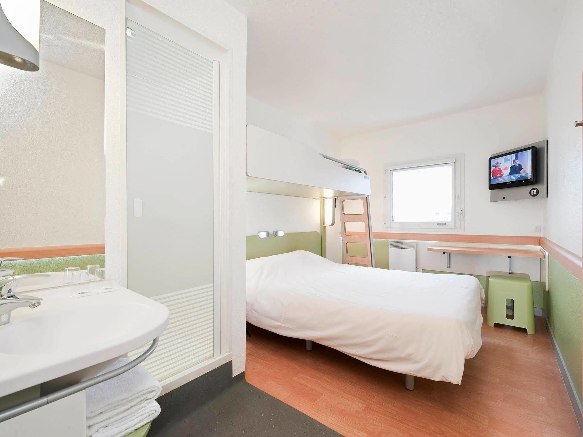 Ibis Budget Marseille Vitrolles فيتروي المظهر الخارجي الصورة