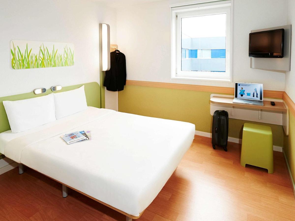 Ibis Budget Marseille Vitrolles فيتروي المظهر الخارجي الصورة